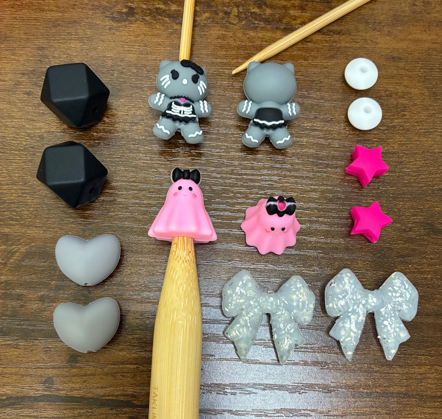 Pretty Spooky Point Protector Set