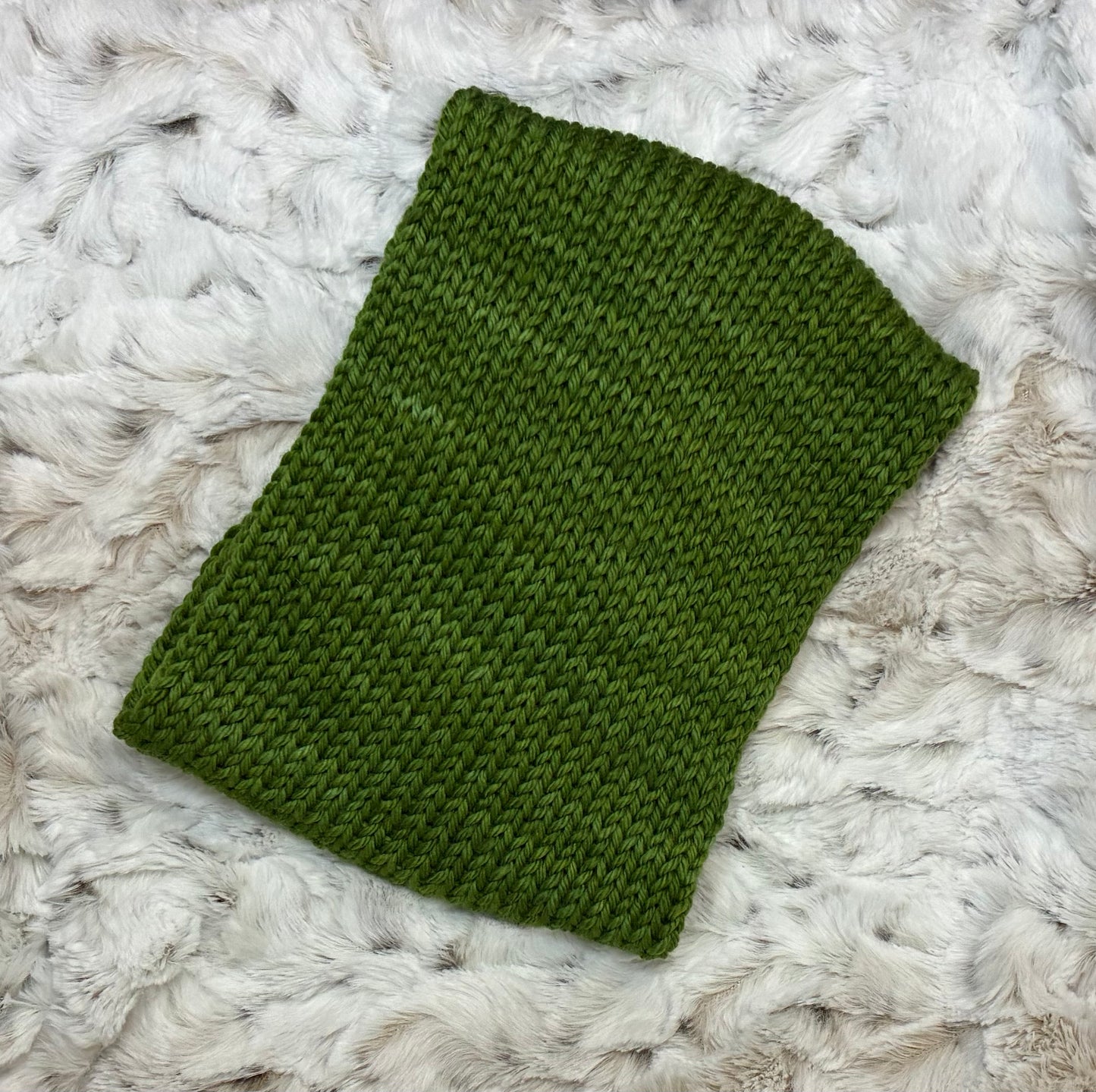 Neck Warmer, Wool. Green